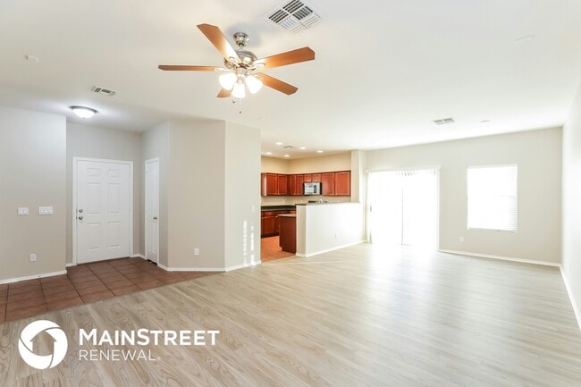 Photo - 9519 N 81st Dr