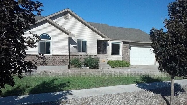 Building Photo - 3314 Woodside Dr Rental