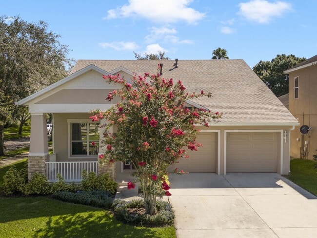 Building Photo - Move-in Ready Home with 2 Car Garage in Desirable Summerport Community!