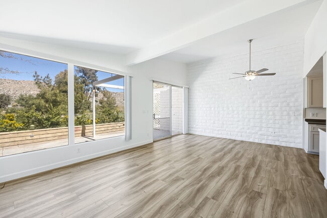 Fairway Apartments