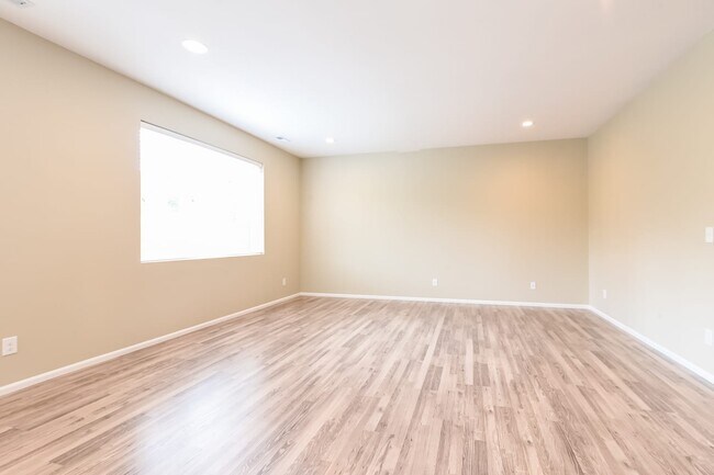 Photo - 19931 98th Ave E