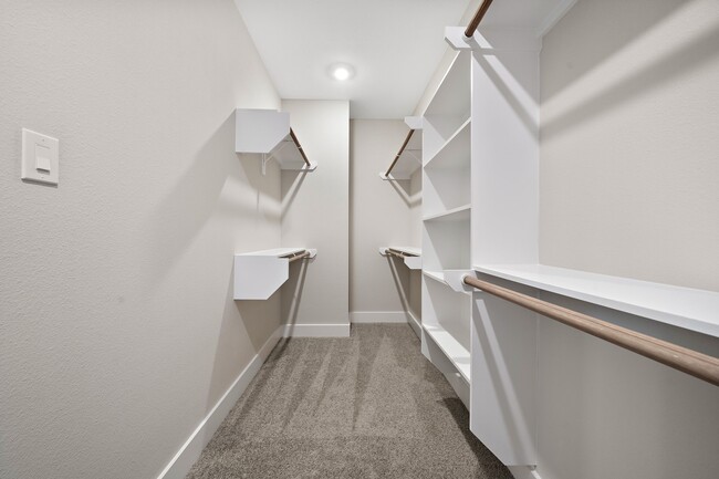 Photo - 8672 Easthaven Blvd