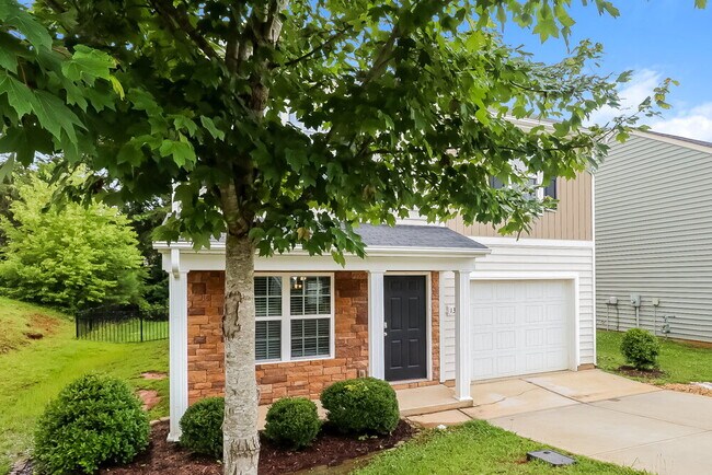 Photo - 137 Autumn Bluff Cir