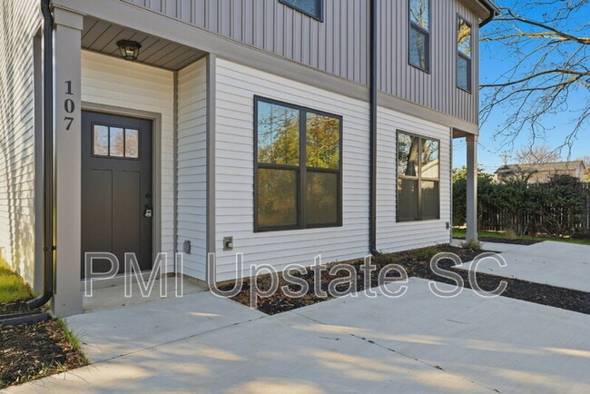 Building Photo - 107 Virginia Ave