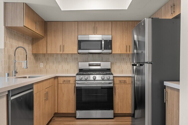 Photo - Tiffany Court