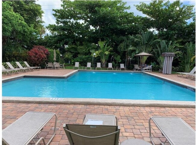 Photo - 801 S Federal Hwy Unit 306