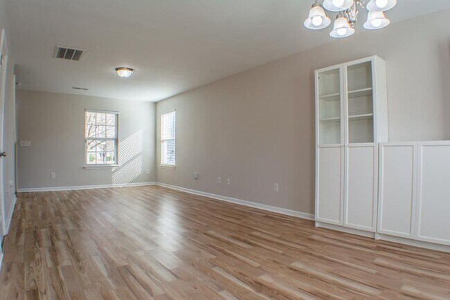 Photo - 3890 Sanwood Ln