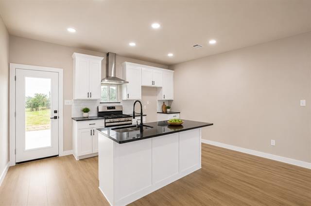 Photo - 120 Brookview Dr