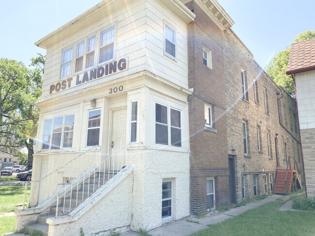 Photo - 300 7th St N Unit 10