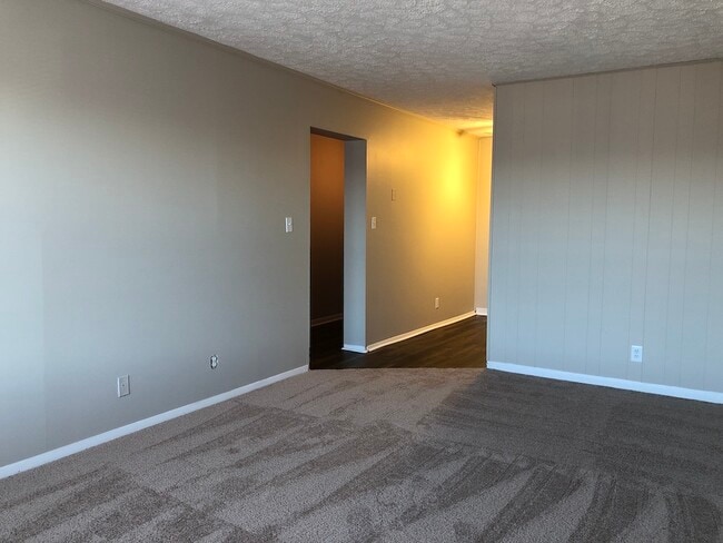 Brookhaven Apartments