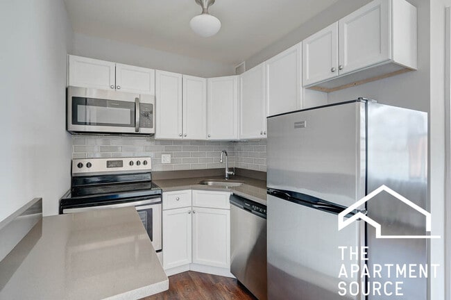 Photo - 817 W Lakeside Pl Unit 206