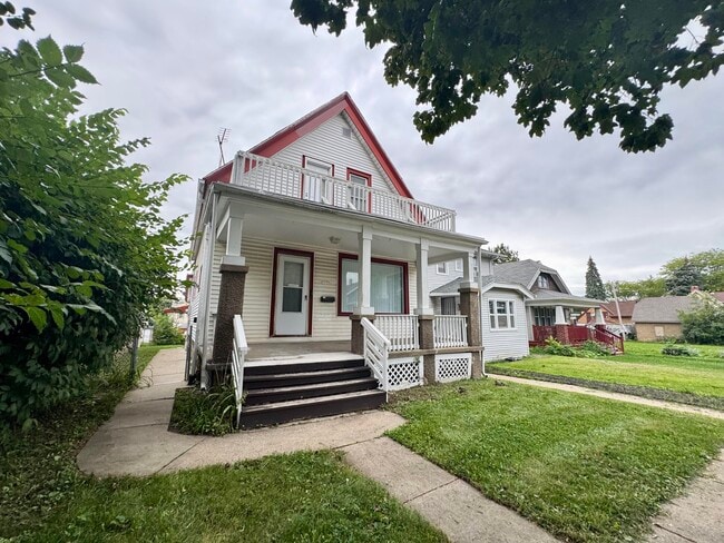 Building Photo - 3935A N 13th St
