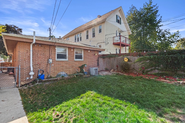 Photo - 3668 E Carpenter Ave