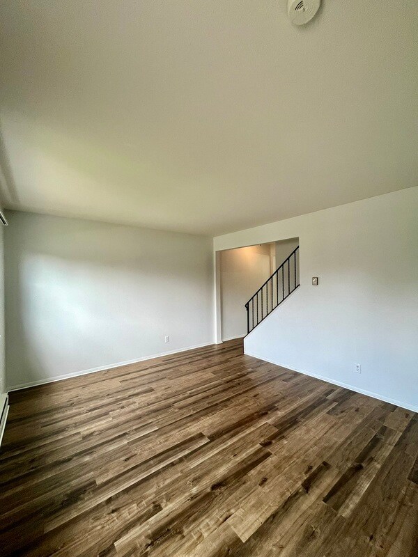 Photo - 765 N Macomb St