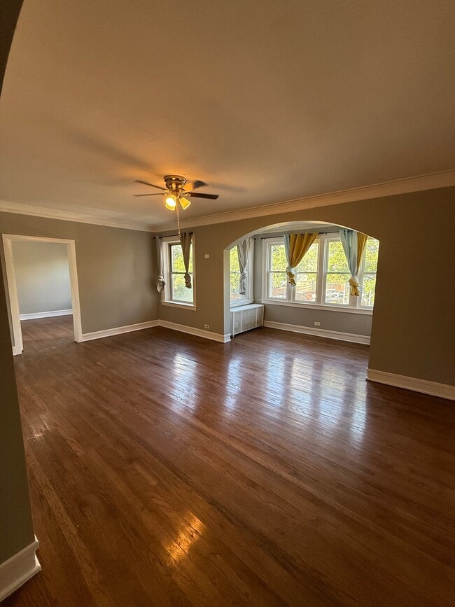 Building Photo - 3104 W 64th St Unit 2