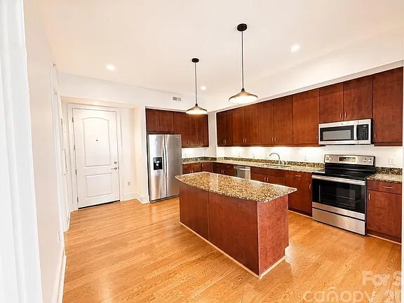 4625 Piedmont Row Dr Unit 400