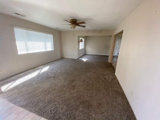 Photo - Spacious Country Property