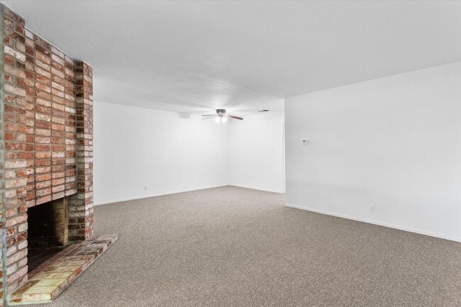 Photo - 1145 Bismarck Ln