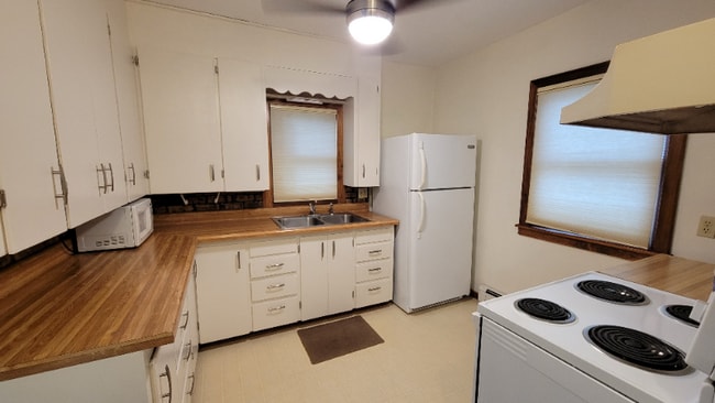 Photo - 1512 Summer St