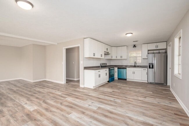 Photo - 709 Ponderosa Dr