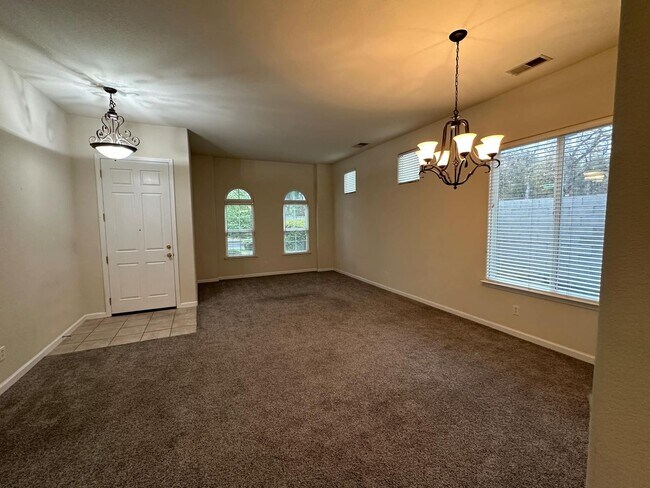 Photo - Charming 4 bedroom, 2 bathroom single fami...