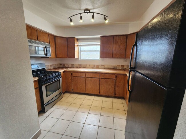Photo - 6602 Rose Ellen Ave
