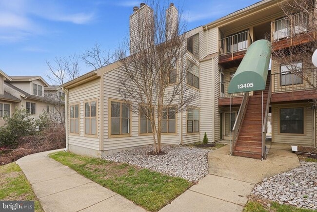 Building Photo - 13405 Shady Knoll Dr Unit 109