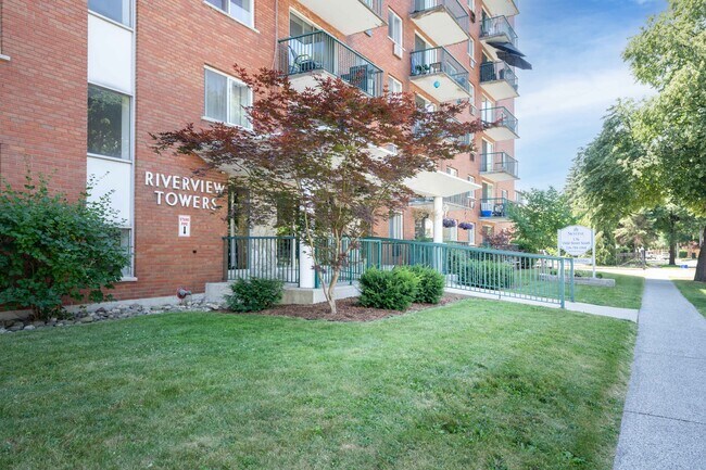 Photo - Riverview Towers Apartments - Skyline Living