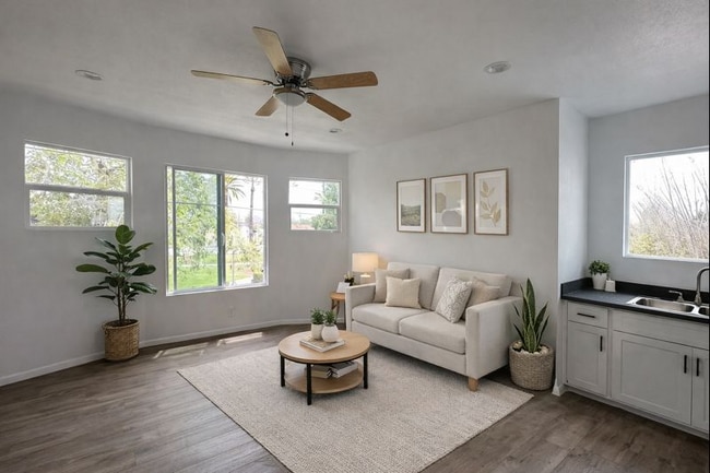 Building Photo - 555 N La Cadena Dr Unit 3