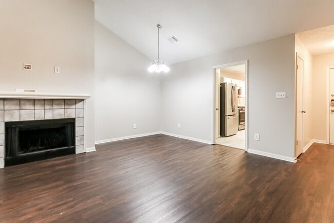 Photo - 5411 Roserock Ln