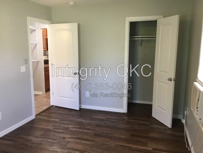Photo - 305 Babb Dr