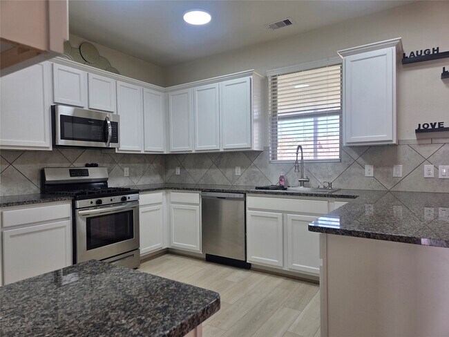 Photo - 28137 Aspen Horizon Dr