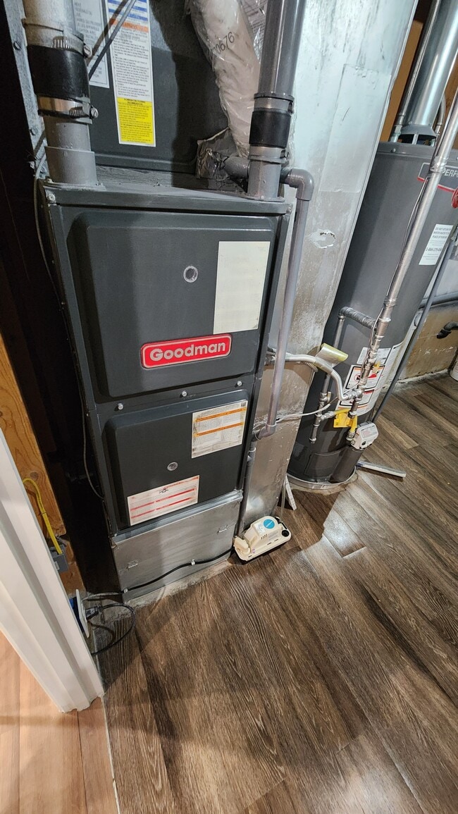 Photo - 14775 Robins Dr