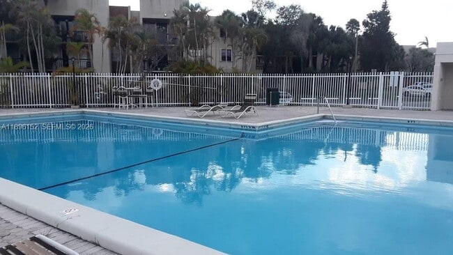 Photo - 10855 SW 112th Ave Unit 215