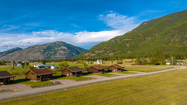 Photo - 916 Jensen Rd