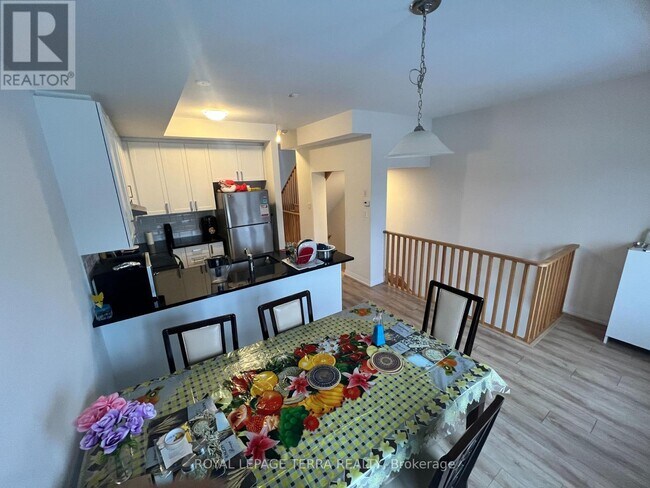 Photo - 185 Royal Northern Path