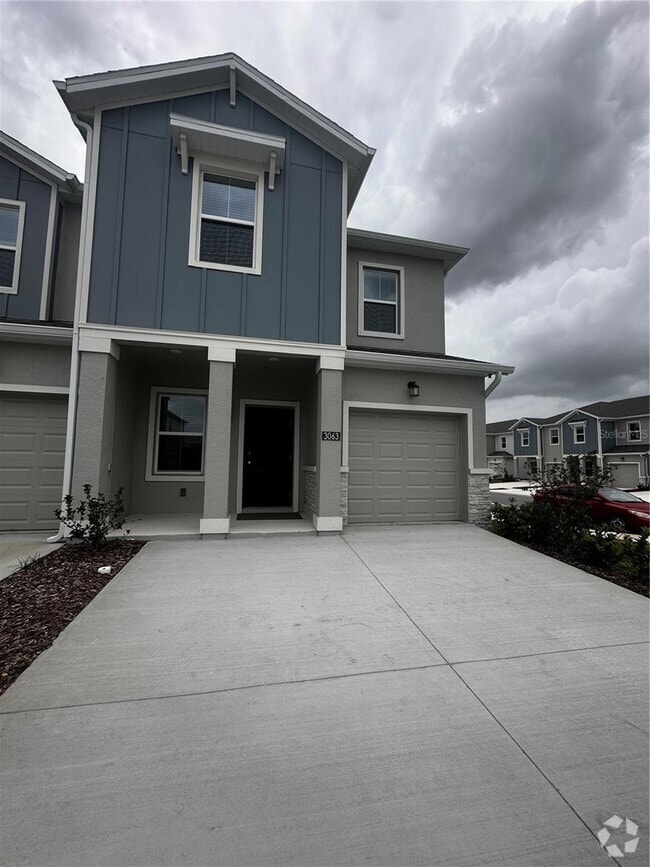 Building Photo - 3063 Chantilly Dr Rental