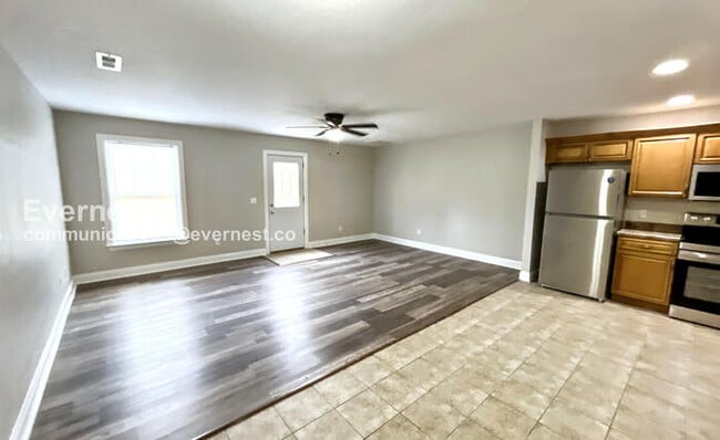 Photo - 162 Brown Estates Dr