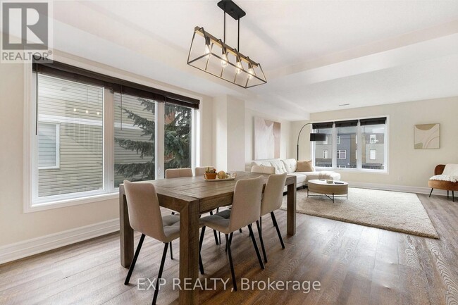 Photo - 76 Lakepointe Dr