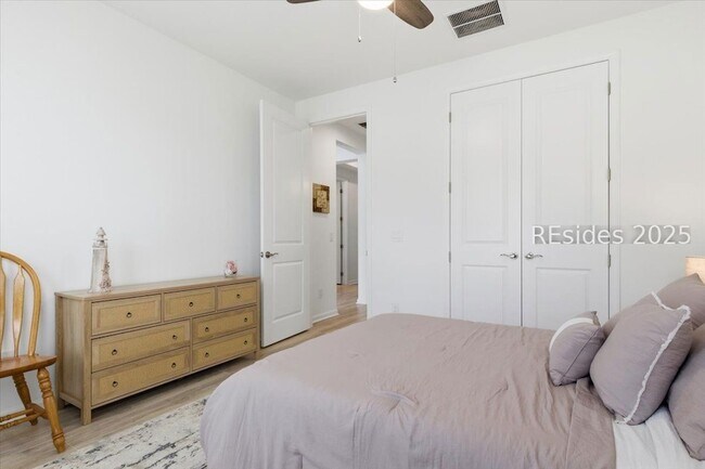 Photo - 855 Weekend Ave