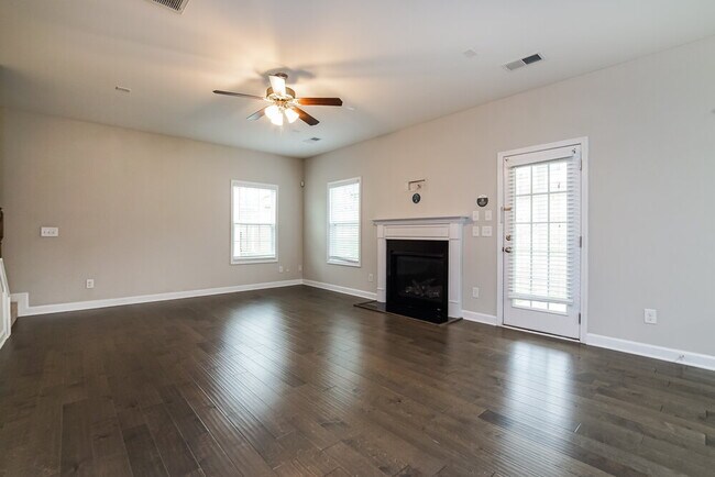 Photo - 252 Lanier Pl