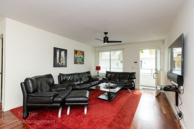 Photo - 2-bed, 2-bath 972sqft condo, walking distance to beach in Carlsbad Village, literally one block o... Unit 206