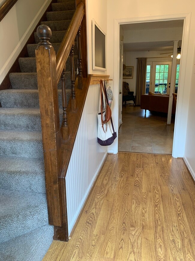 Photo - 602 Old Rocky Ridge Ln