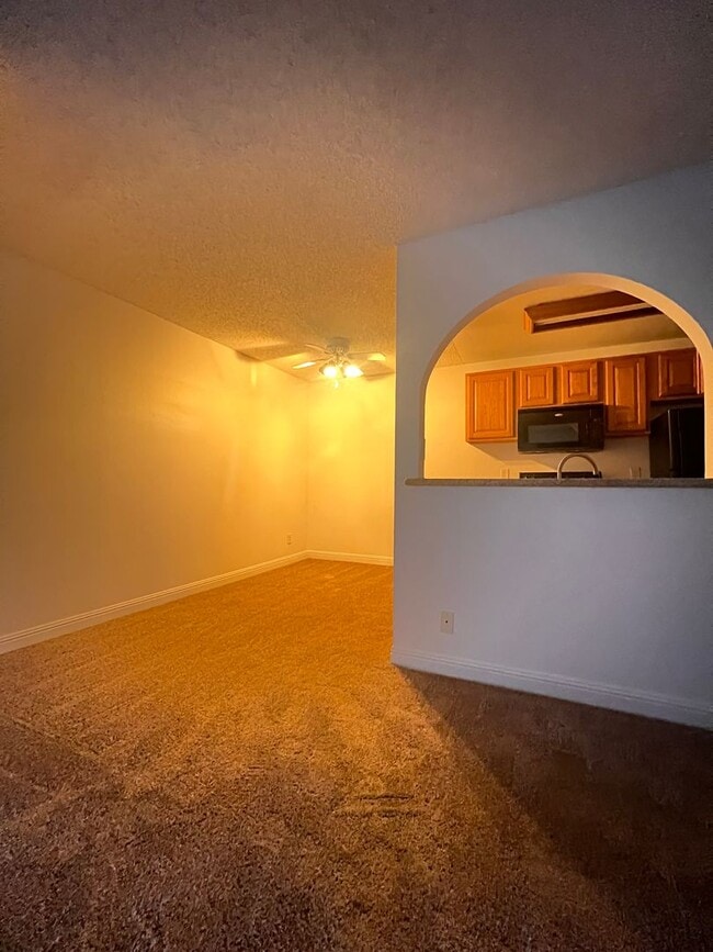 Photo - Close to UNLV, Airport, and Las Vegas Stri...