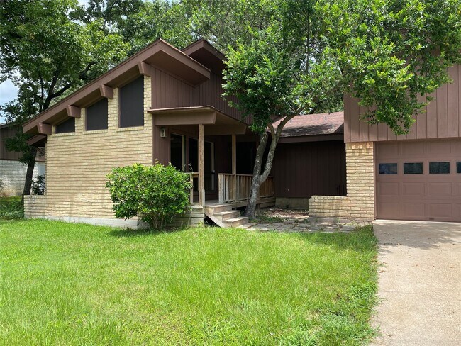 Photo - 24600 Darkwood Ct
