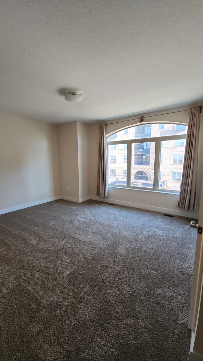 Kingsdale Lofts
