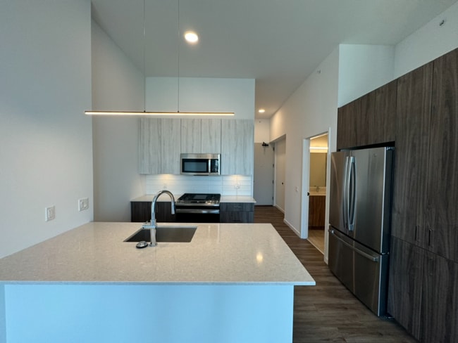Photo - 144 N Aberdeen St Unidad 1306