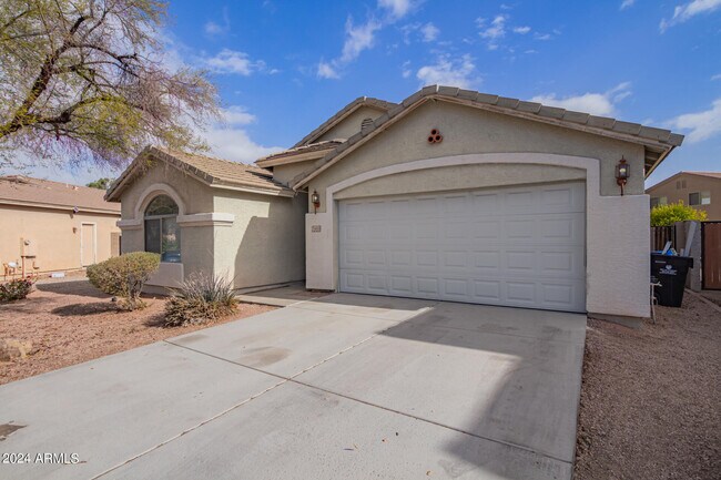 Building Photo - 7411 S 38th Dr Rental