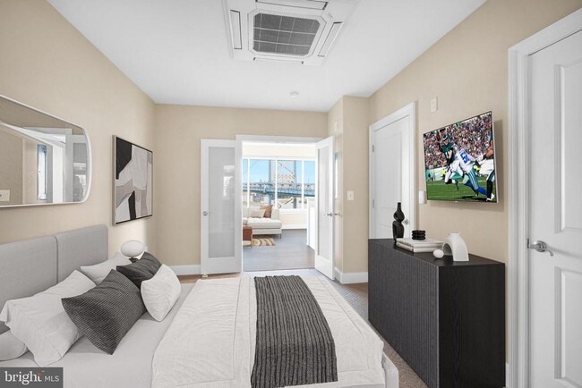 Photo - 235 N Christopher Columbus Blvd Unit 902