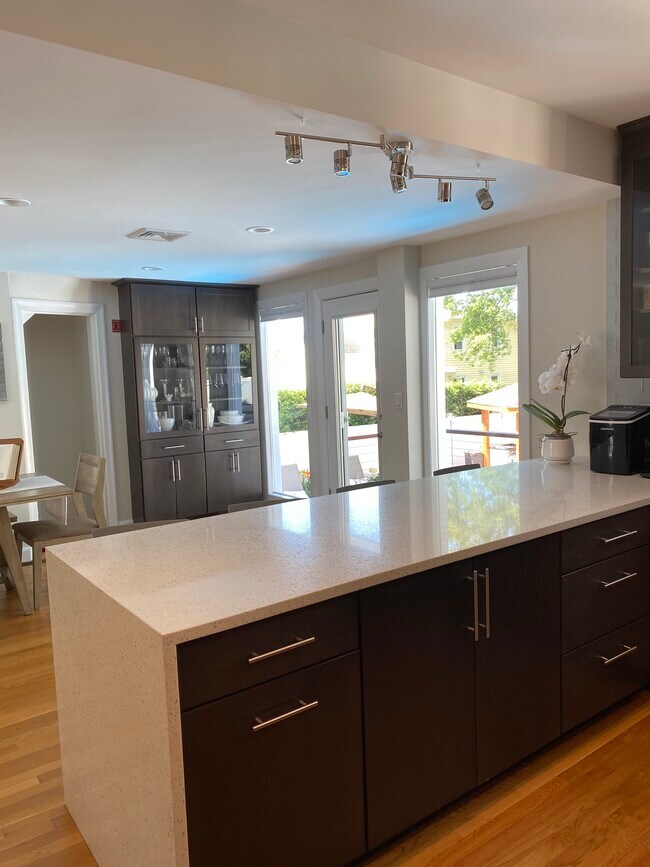 15 Campbell Rd